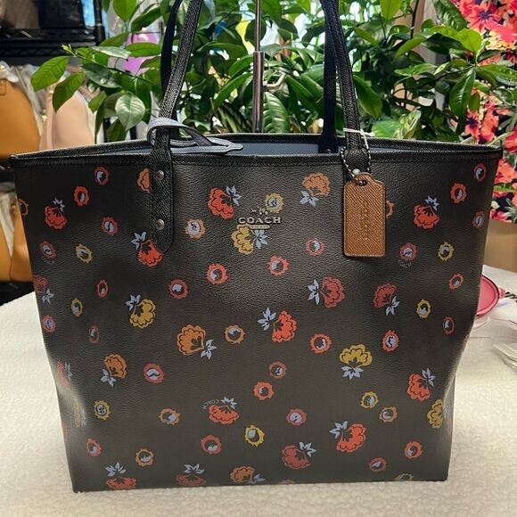 🔥🎁NWT! Coach City TOTE Reversible Handbag Msrp:$350.00 - Picture 3 of 8